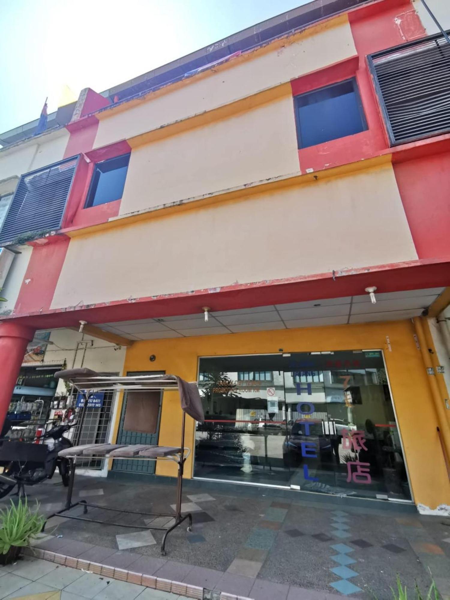 Super Oyo 90086 My Seven Days Inn Johor Bahru Esterno foto