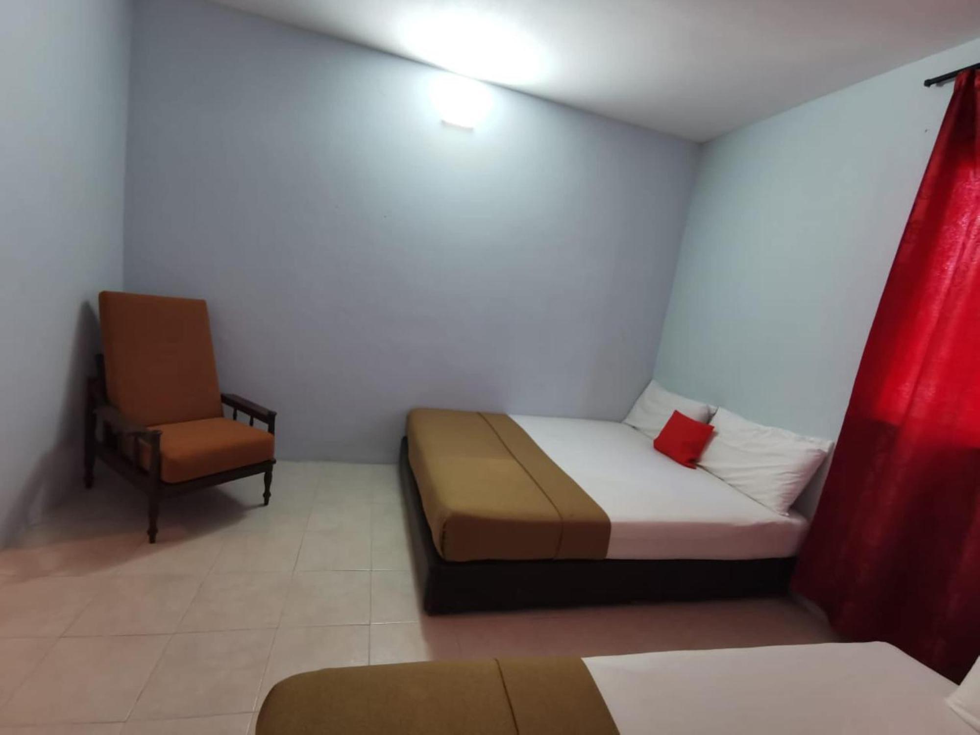 Super Oyo 90086 My Seven Days Inn Johor Bahru Esterno foto