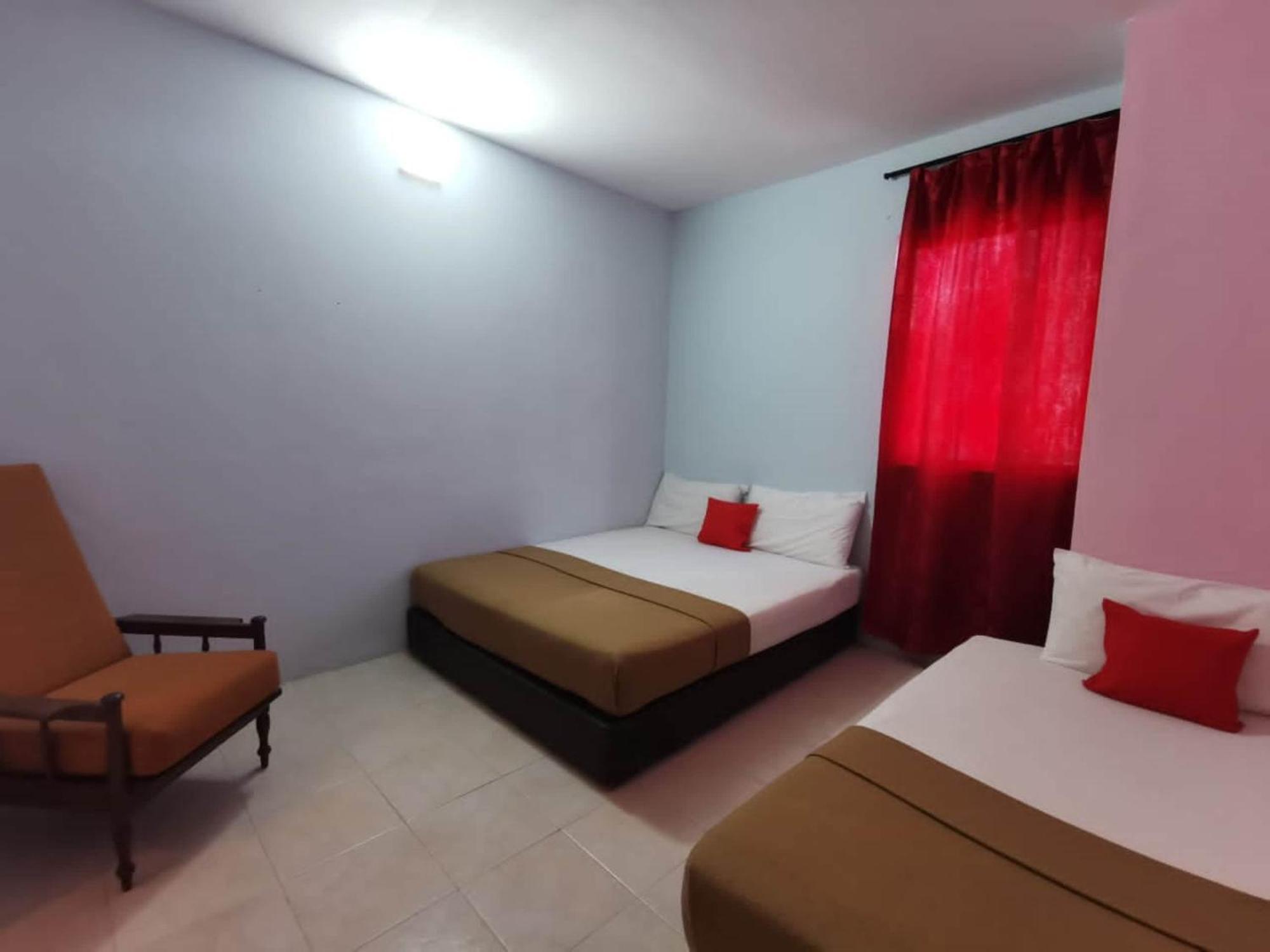 Super Oyo 90086 My Seven Days Inn Johor Bahru Esterno foto